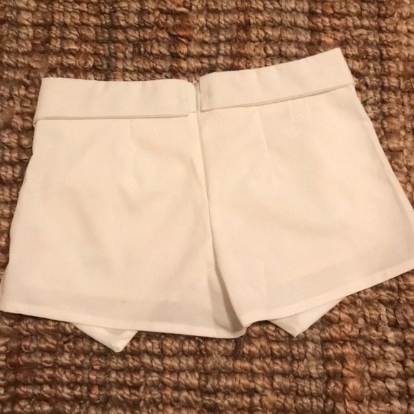 Zara white envelope shorts - Picture 3 of 4
